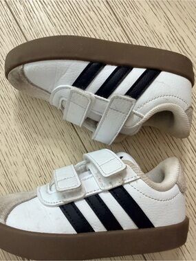 adidas Kids White Sneakers with Black Stripes and Brown Sole
